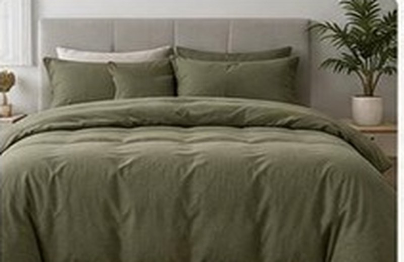 Duvet Covers & Comforters